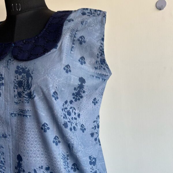 Ash Grey Floral Printed Pure Cotton Peter Pan Collar Long Zip Sleeveless Feeding Nighty - Image 3