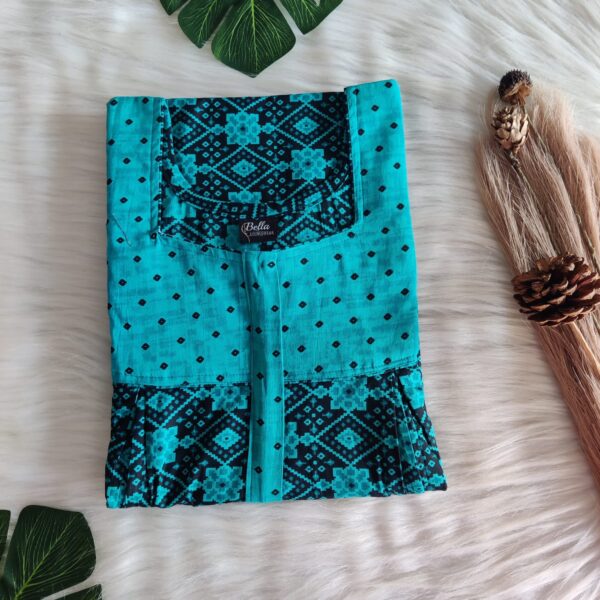 Aqua Blue And Black Printed Pleated Vertical Zip Feeding Nighty
