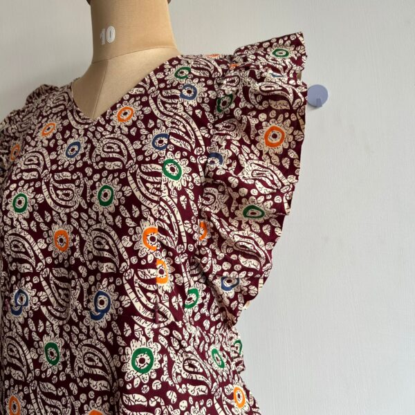 Maroon Kalamkari Printed Gujari Cotton Ruffle Sleeve Short Maternity Gown - Image 2