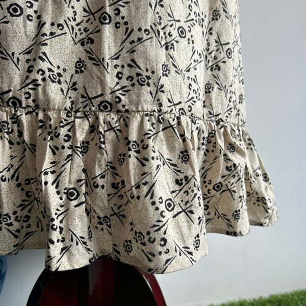 Cream Floral Printed Premium Cotton Ruffle Sleeve Short Maternity Gown - Image 3