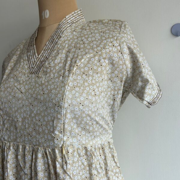 Beige Floral Printed Premium Cotton V Collar Neck Short Maternity Gown - Image 3