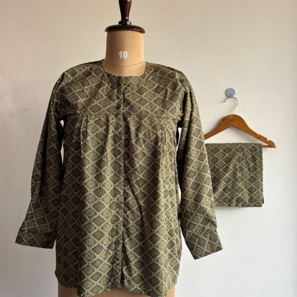Olive Green Printed Rayon Full Sleeve Pyjama Set | Free Size |