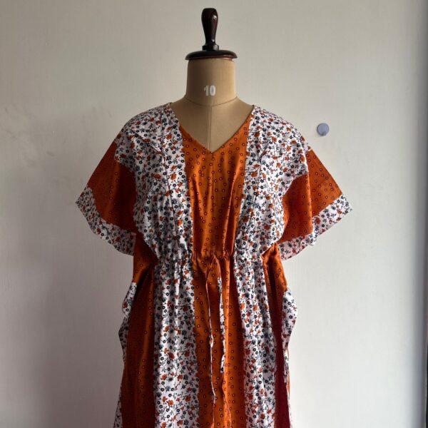 Orange And White Floral Printed Feeding Kaftan | Free Size | Chest Width 44″| Length 56″|
