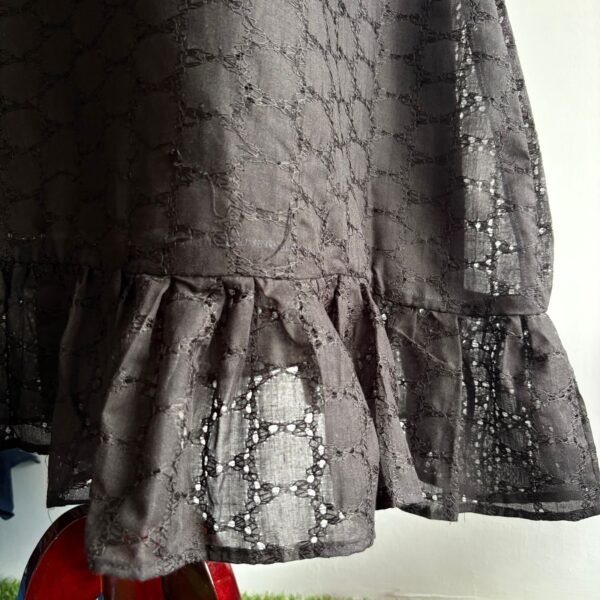 Black Hakoba Ruffle Sleeve Feeding Gown - Image 3