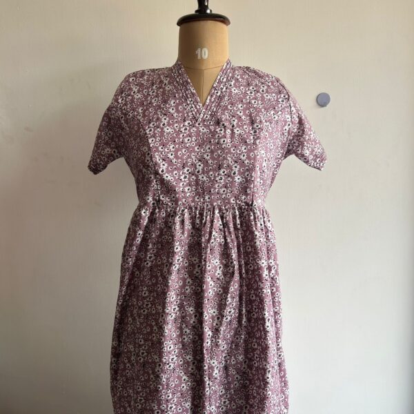 White Floral Printed Mauve Premium Cotton V Collar Neck Short Maternity Gown | Free Size |