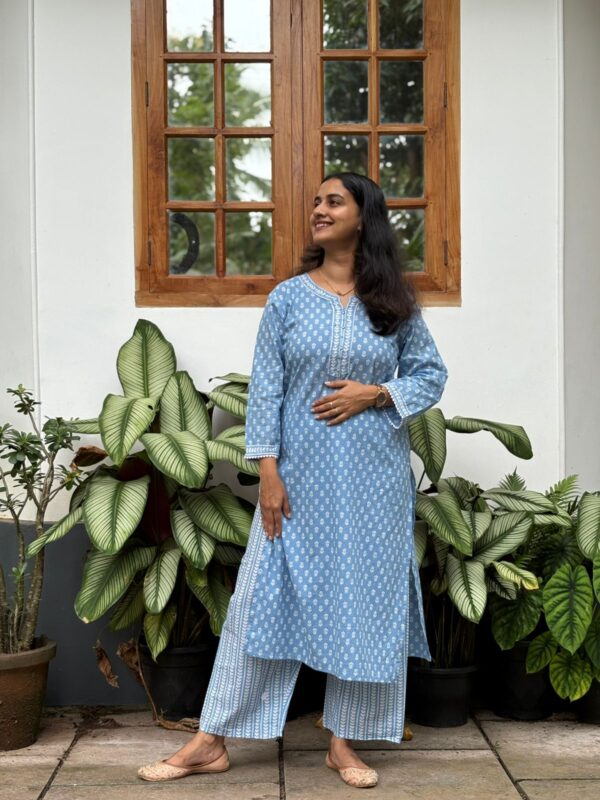 Blue Floral Printed Cotton Kurti Co-ord Set | BK0019