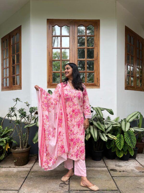 Pink Floral Printed Cotton 3 Piece Set Kurti Collection | BK0028