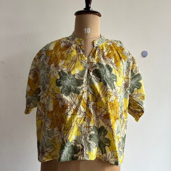Yellow Floral Printed Kantha Cotton Short Feeding Top With Centre Long Zip And Puff Sleeve | Free Size |