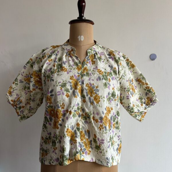 Brown And White Floral Printed Kantha Cotton Short Feeding Top With Centre Long Zip And Puff Sleeve | Free Size |