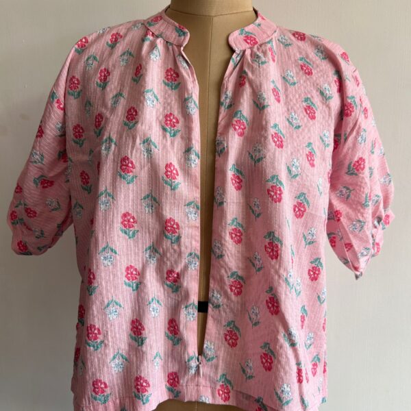 Pink Floral Printed Kantha Cotton Short Feeding Top With Centre Long Zip And Puff Sleeve | Free Size | - Image 2