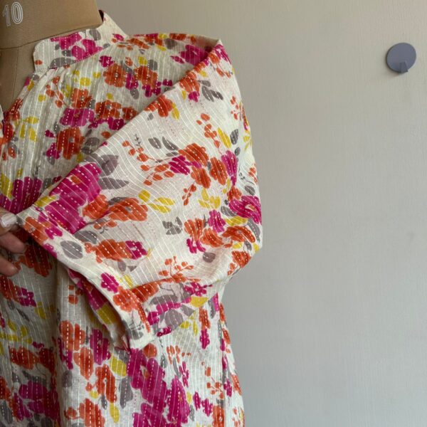 Pink And White Floral Printed Kantha Cotton Short Feeding Top With Centre Long Zip And Puff Sleeve | Free Size | - Image 3