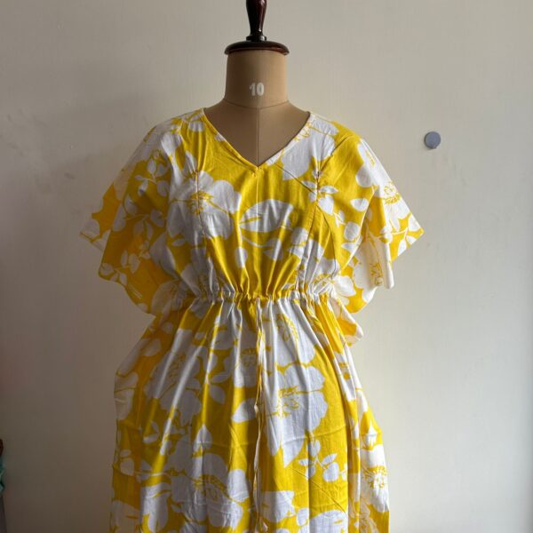 Yellow And White Floral Printed Feeding Kaftan | Free Size | Chest Width 44″| Length 56″|