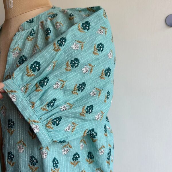 Blue Floral Printed Kantha Cotton Short Feeding Top With Centre Long Zip And Puff Sleeve | Free Size | - Image 3