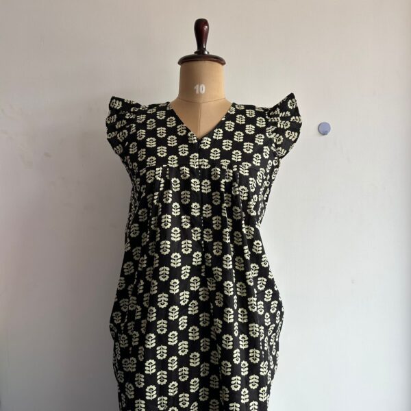 Green Floral Printed Black Premium Cotton V- Neck Ruffle Sleeve Long Zip Short Maternity Gown | Free Size | Chest Width 44″| Length 44″|