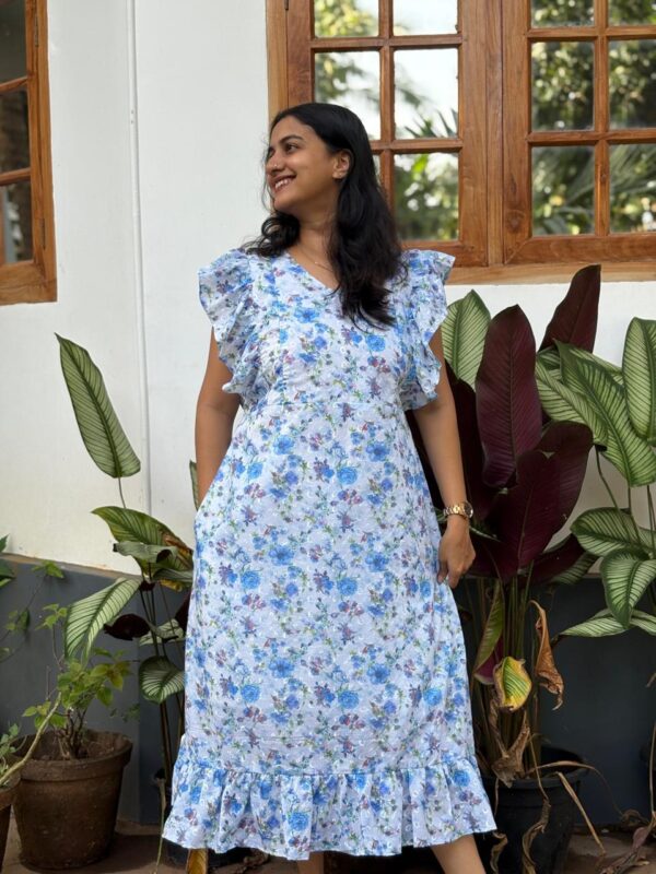 Blue Floral Hakoba Ruffle Sleeve Short Maternity Gown | Free Size | Chest Width 44″| Length 44″|