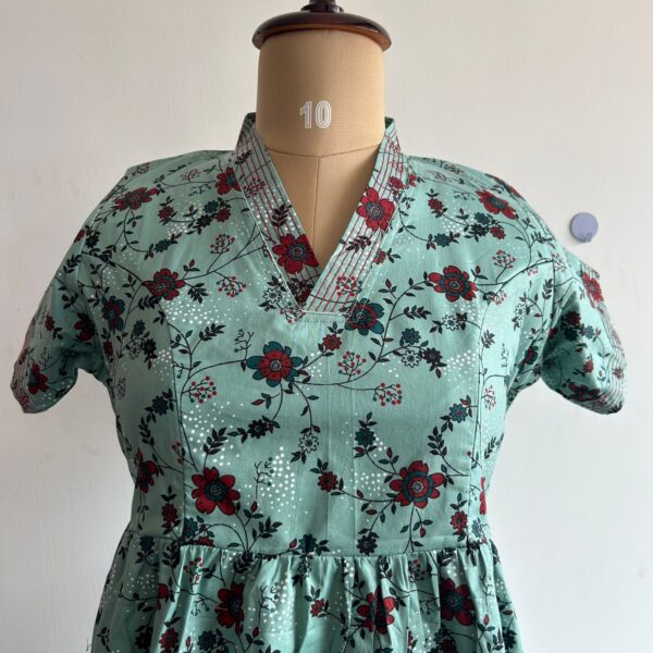 Pastel Green Floral Printed Premium Cotton V Collar Neck Short Maternity Gown | Free Size - Image 2