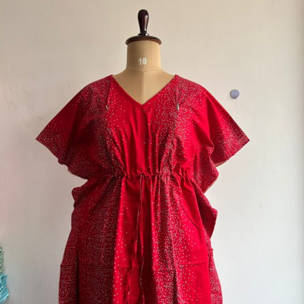 Red Dot Printed Gujari Feeding Kaftan | Free Size | Chest Width 44″| Length 56″