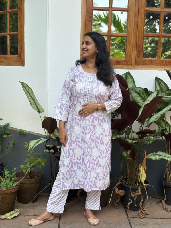 Lavender Floral Printed Cotton Kurti 2 Piece Co-ord Set | BK0043