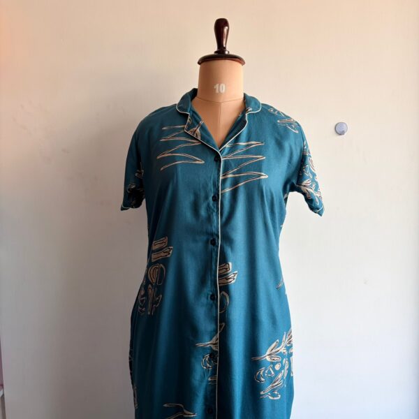Blue Printed Alpine Full Open Long Polo Shirt Dress | Side Pocket | Free Size | Chest Width 44″| Length 44″